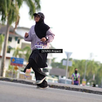 Runner Photo 8236809