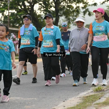 Runner Photo 8236813
