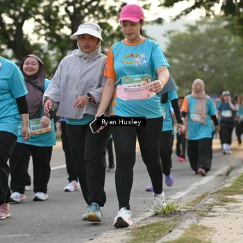 Runner Photo 8236823