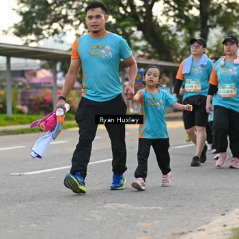 Runner Photo 8236825