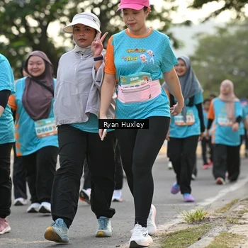 Runner Photo 8236828