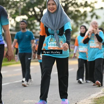 Runner Photo 8236841