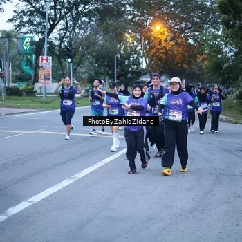 Runner Photo 8236843