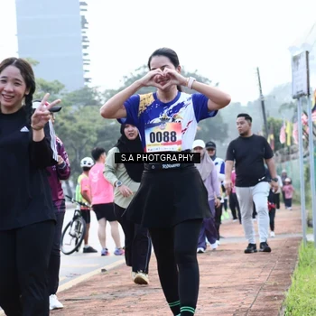 Runner Photo 8236848