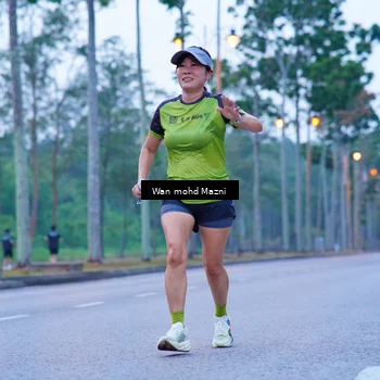 Runner Photo 8236856