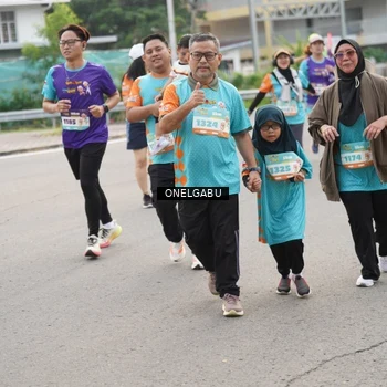 Runner Photo 8236861