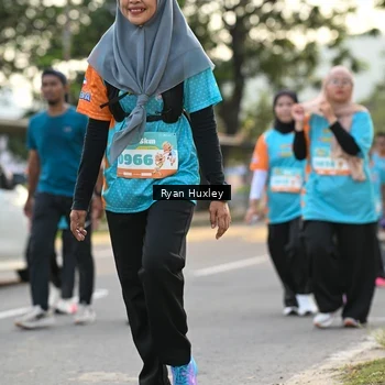 Runner Photo 8236867