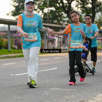 Runner Photo 8236871