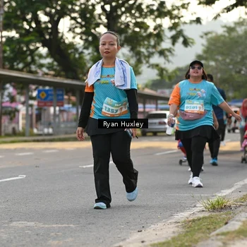 Runner Photo 8236901