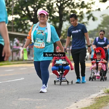 Runner Photo 8236904
