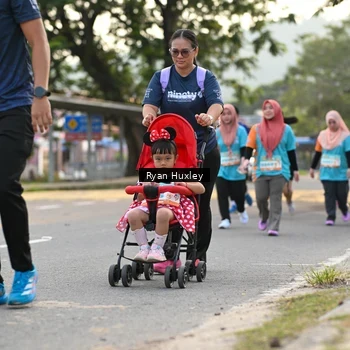 Runner Photo 8236912