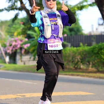Runner Photo 8236923