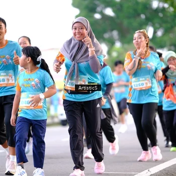 Runner Photo 8236924