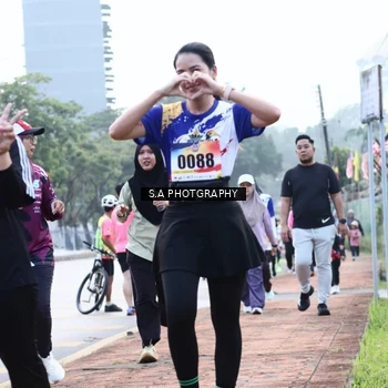 Runner Photo 8236933