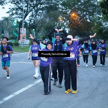 Runner Photo 8236952