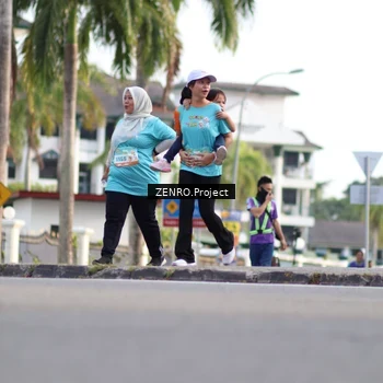 Runner Photo 8236954