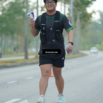 Runner Photo 8236979