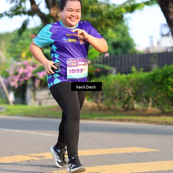 Runner Photo 8236991