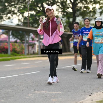 Runner Photo 8236995