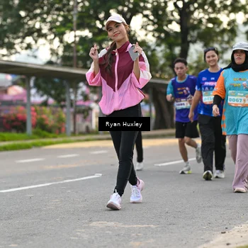 Runner Photo 8236996