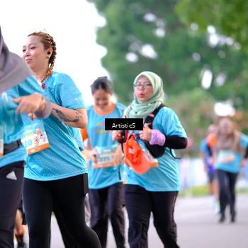 Runner Photo 8237000
