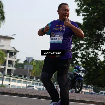 Runner Photo 8237003