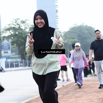 Runner Photo 8237010