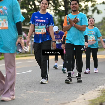 Runner Photo 8237012