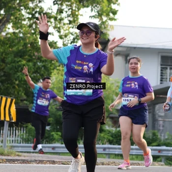 Runner Photo 8237063