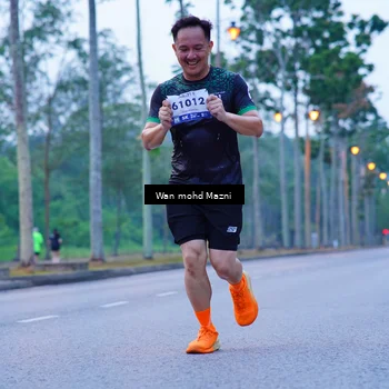 Runner Photo 8237181