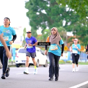 Runner Photo 8237253