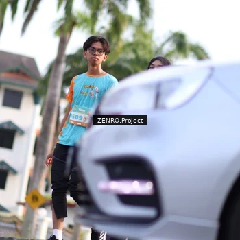 Runner Photo 8237292