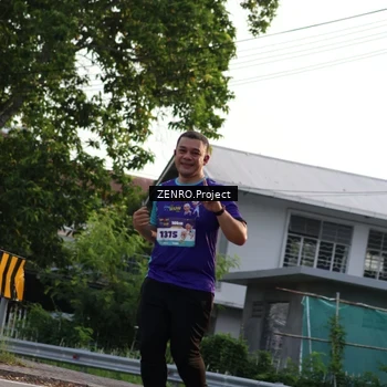 Runner Photo 8237295