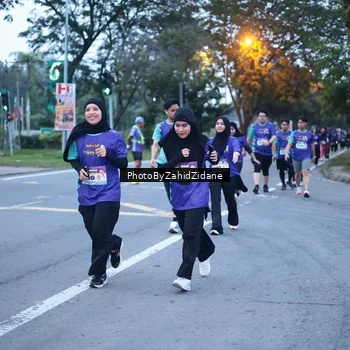 Runner Photo 8237304