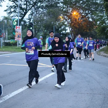 Runner Photo 8237330