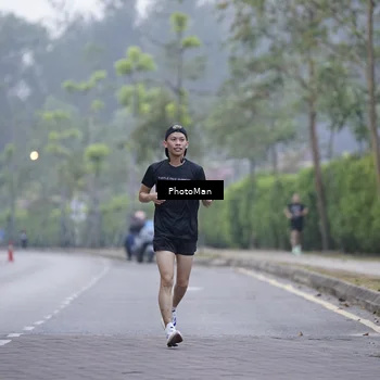 Runner Photo 8237337