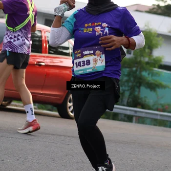 Runner Photo 8237344