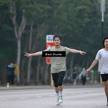 Runner Photo 8237352