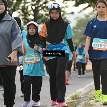 Runner Photo 8237371