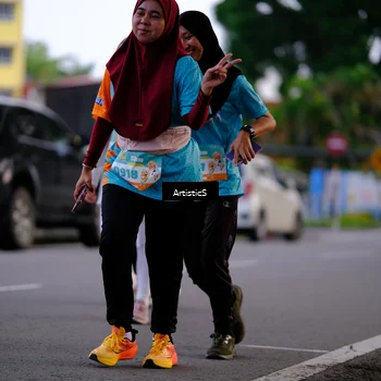 Runner Photo 8237423