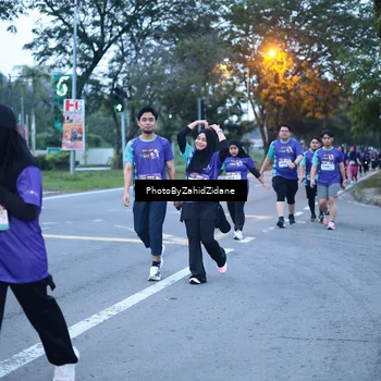 Runner Photo 8237435