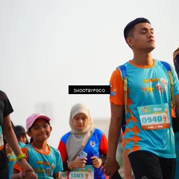 Runner Photo 8237454