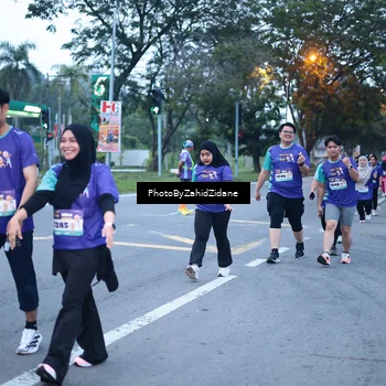 Runner Photo 8237518