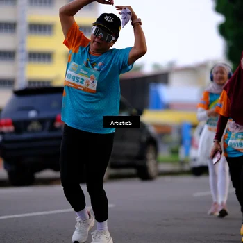 Runner Photo 8237546