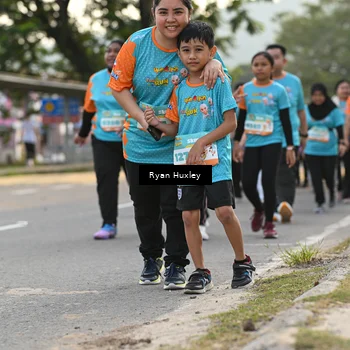 Runner Photo 8237554