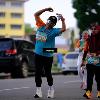Runner Photo 8237610