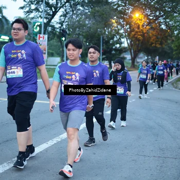 Runner Photo 8237655