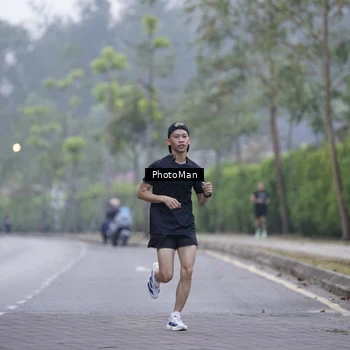 Runner Photo 8237683