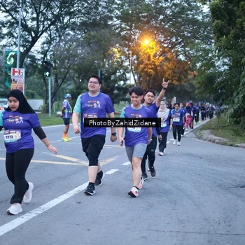 Runner Photo 8237684