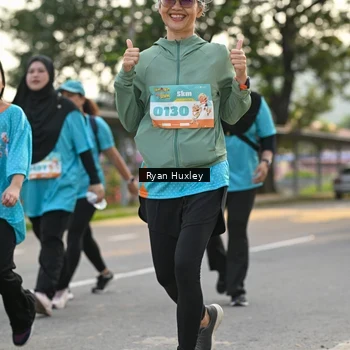Runner Photo 8237753